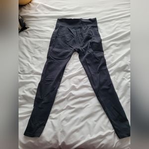 Athletics leggings, size medium